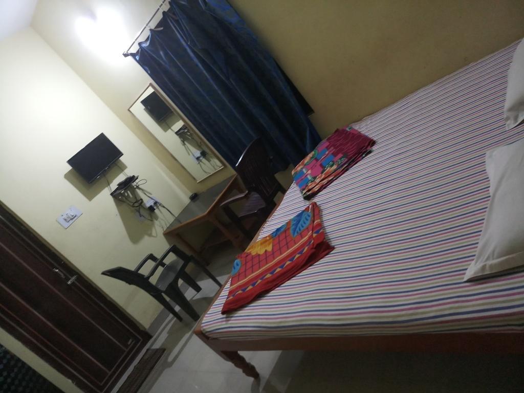 Sunrise Guest House Bhubaneswar Exterior foto